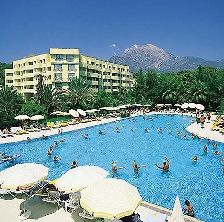 Отель Corinthia Club Текирова