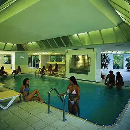 Corinthia Club Hotel 5*