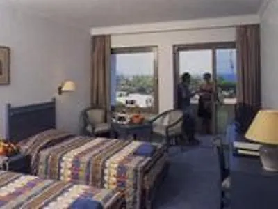 Corinthia Club Hotel 5*